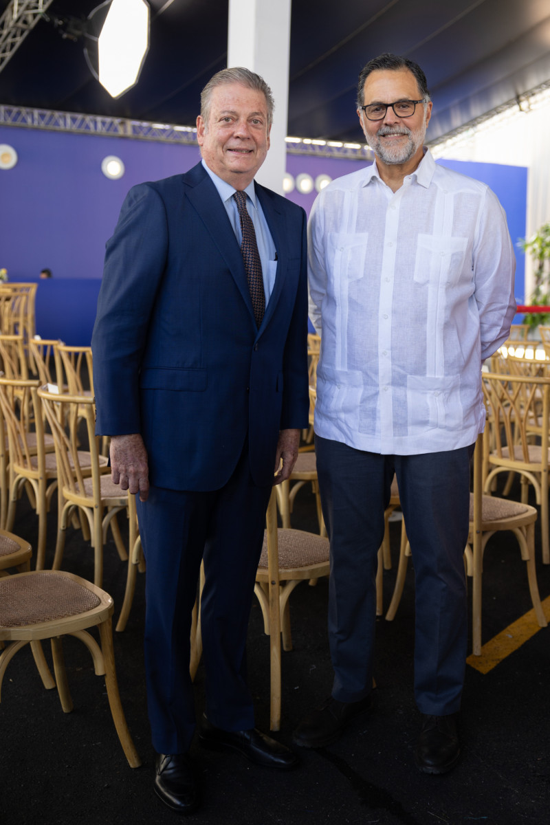 Richard Arostegui y Carlos Ros.