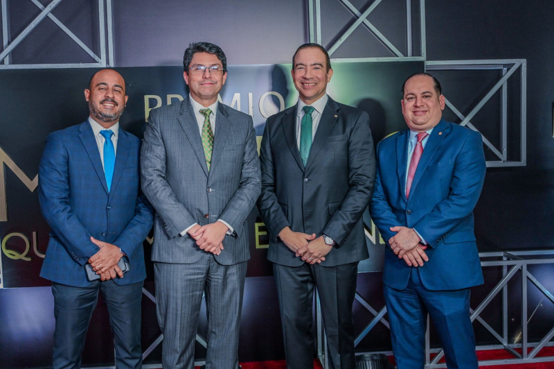 Enmanuel Gómez, José Paewonsky, Luis Molina Mariñez y Guillermo Méndez.