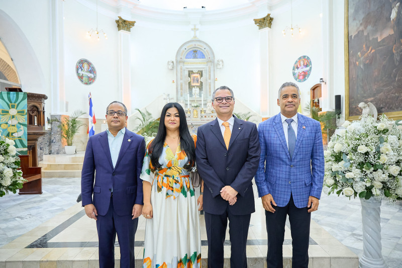 Napoleón Estévez, Katy Joa, Alberto Cruz y Joel Santos.