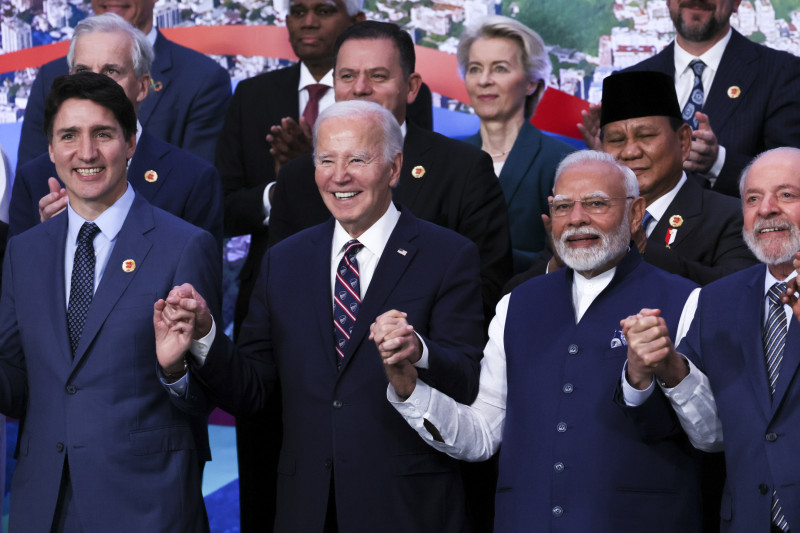 Justin Trudeau, Joe Biden, Narendra Modi y Luiz Inácio Lula da Silva, en la cumbre del G20 en Río de Janeiro.