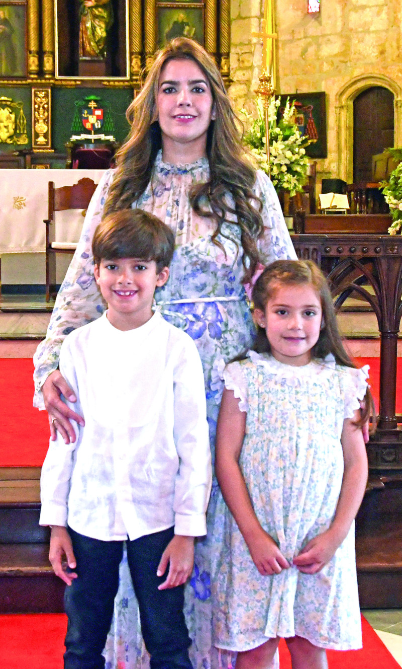 Alberto Agustín Bergés, María Gabriela de Bergés y Emiliana Bergés.