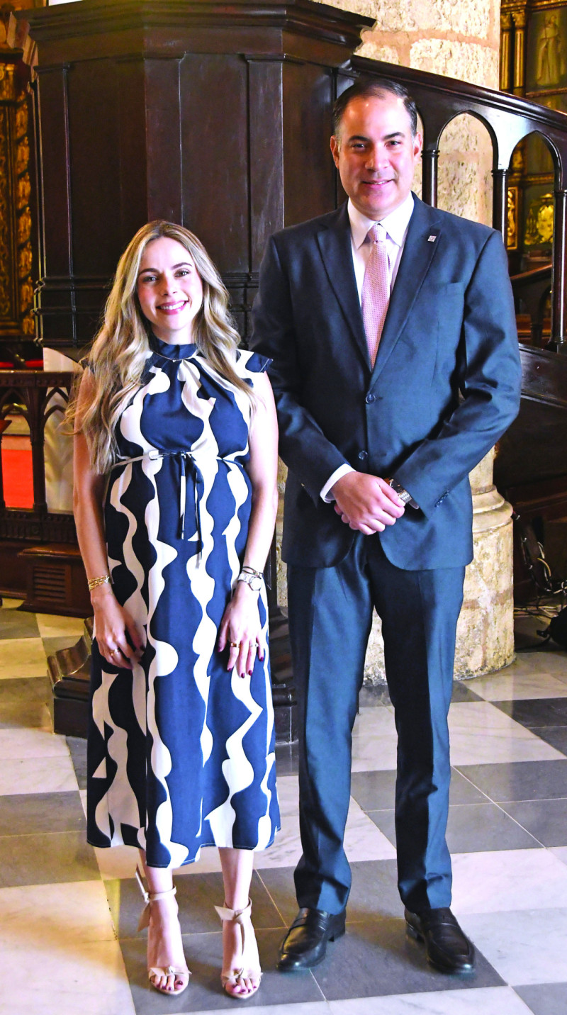 Stella Hernández y Hasser García.