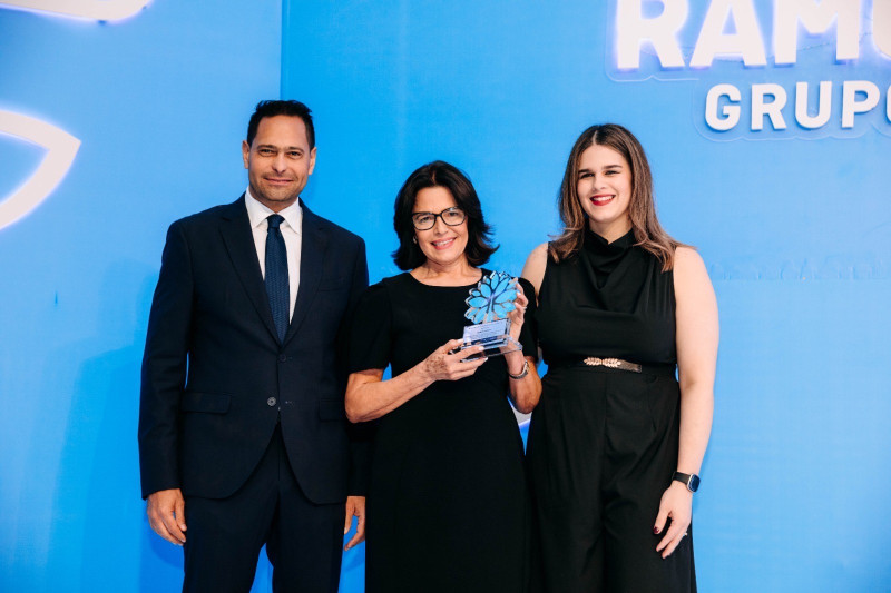 Juan Díaz, Mercedes Rodríguez y Pamela Zorrilla