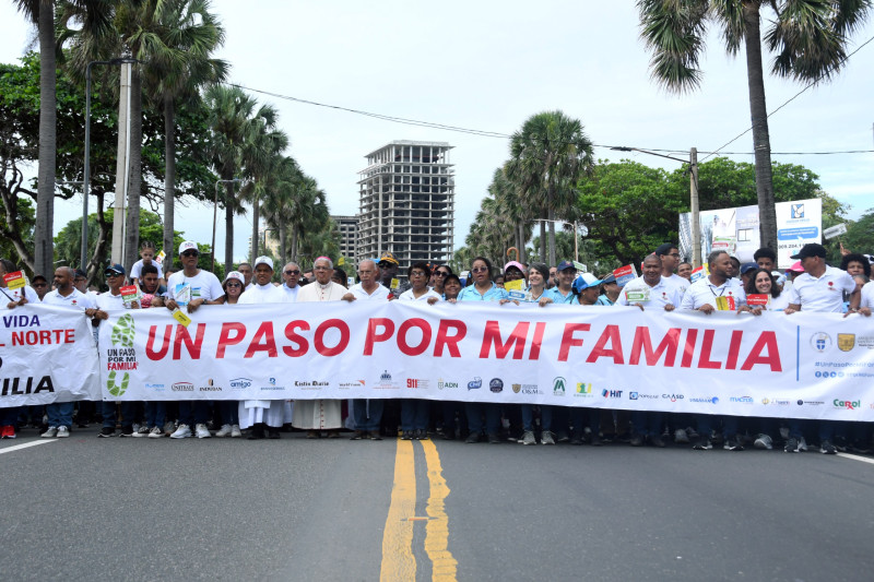 La marcha se realizó este año bajo el lema: "Unidos en oración por una mejor nación".