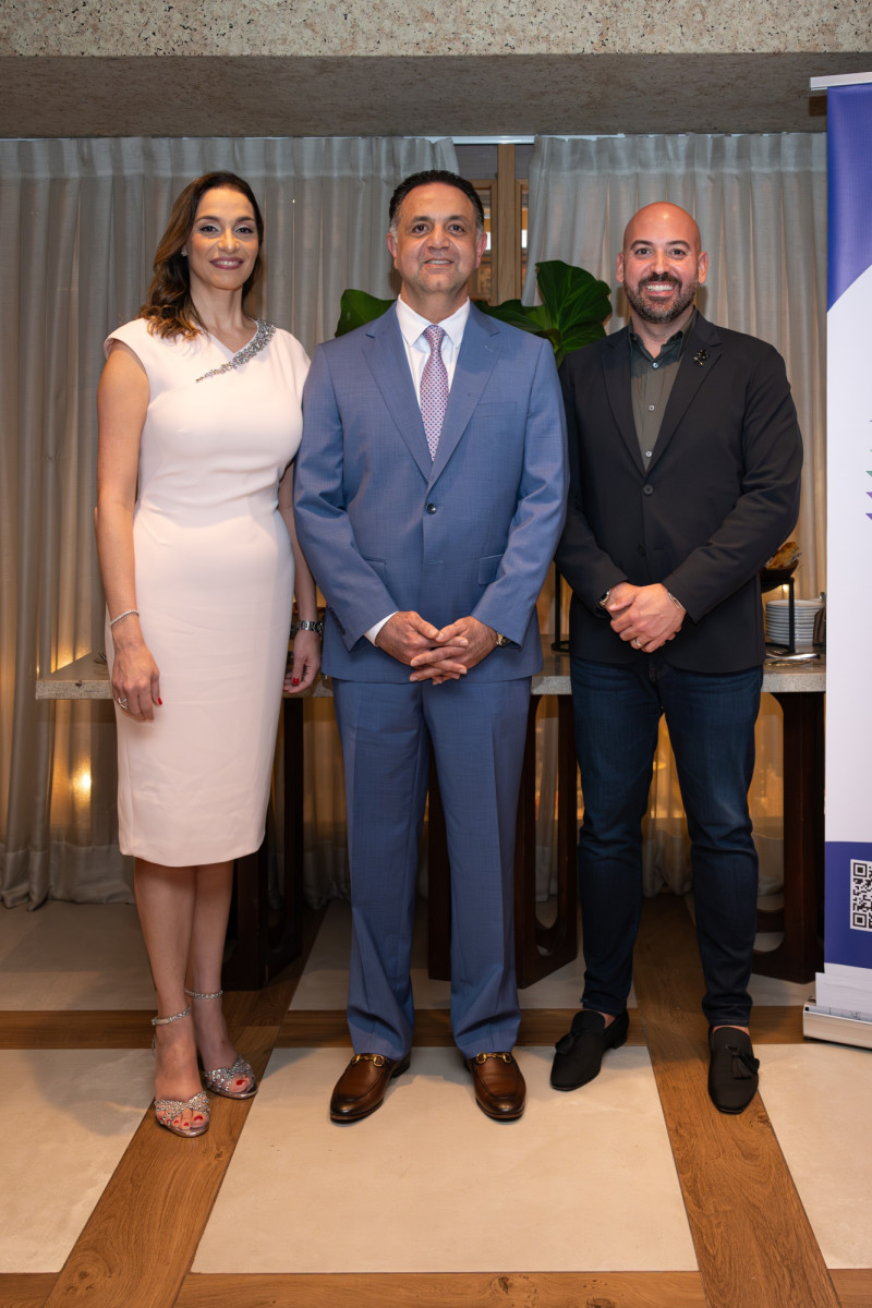 Maite de Feiz, Hamid Feiz y Joe Leggio.