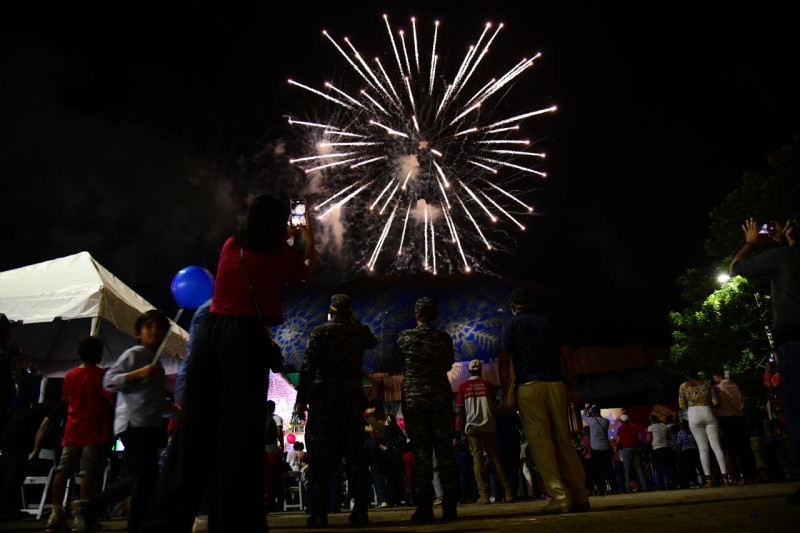 Show de fuegos artificiales.