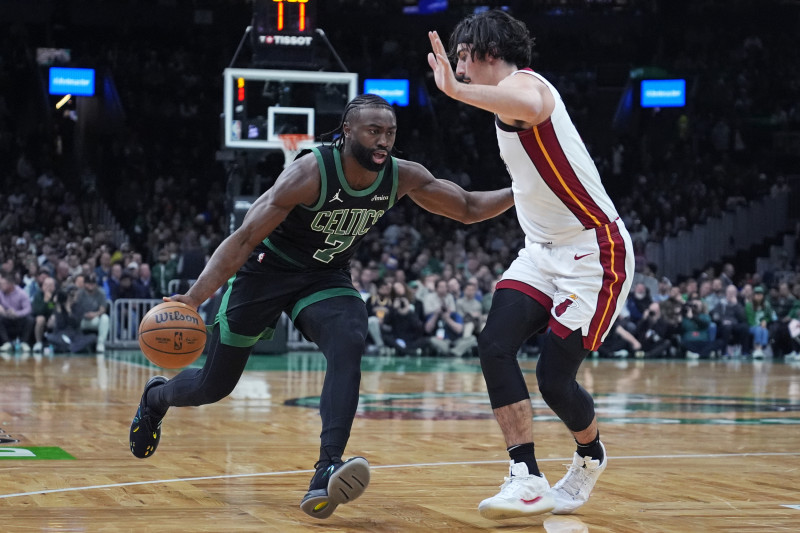 El escolta de los Celtics de Boston