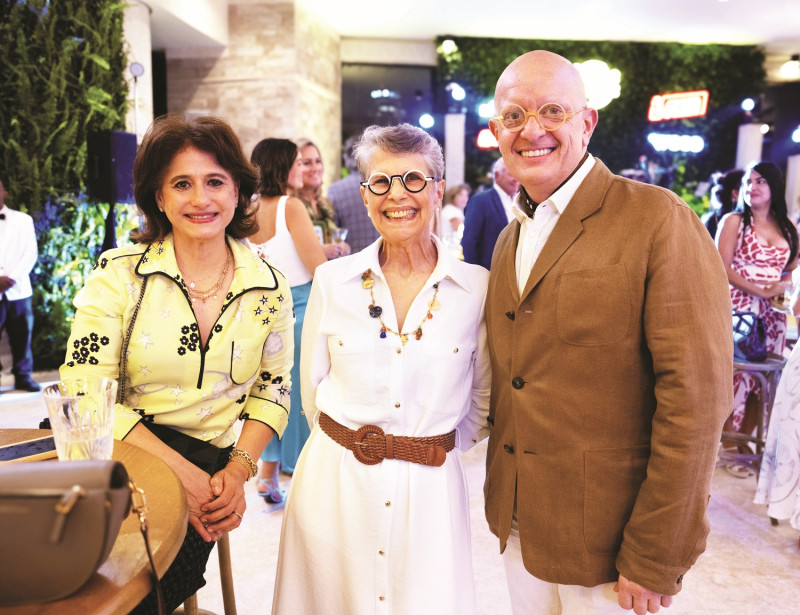 Lily Haché, Virginia Cabral y Javier Rafel.