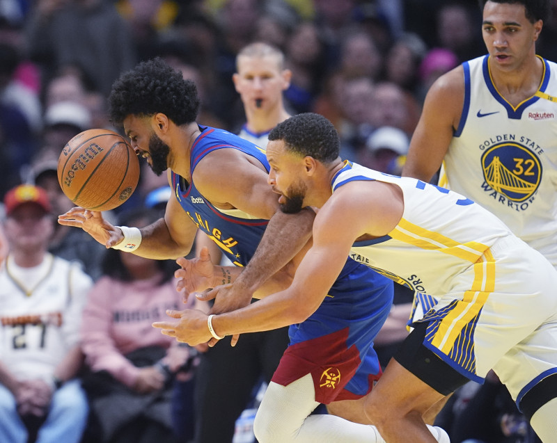 partido de baloncesto de la Emirates NBA Cup