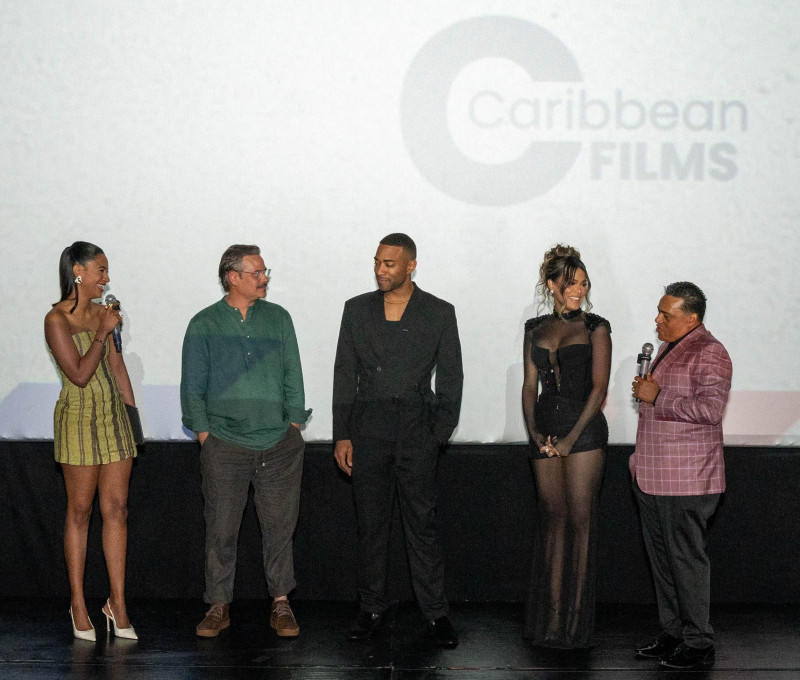 Rosmery Herrand, Frank Perozo, Sawandi Wilson, Caroline Aquino y Miguel Céspedes durante la premier de "El Heredero".