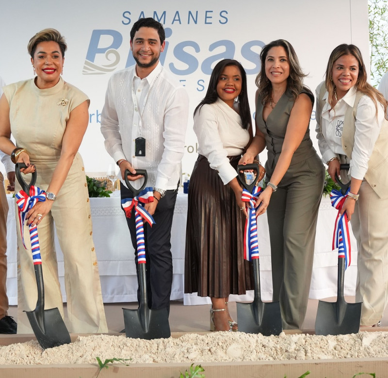 Nilda Martínez, Julio Cabrera, Aury Miguel, Isely Almanzar y Glorimar Ortega