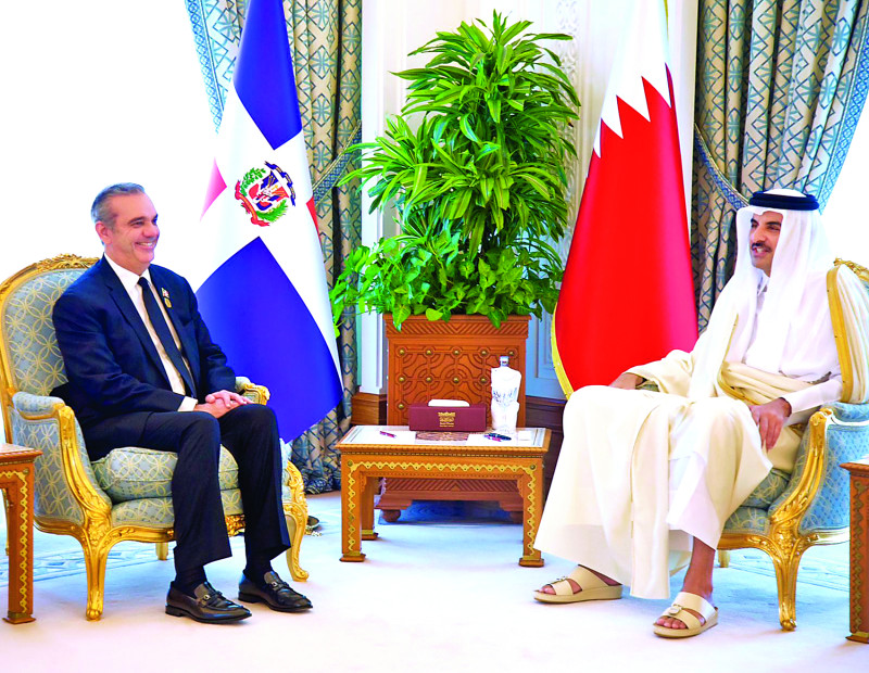 Presidente Luis Abinader se reunión con Emir de Qatar Tamim bin Hamad Al Thani.