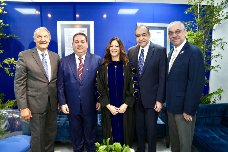 Jorge Olivero Melo, Mario Lama, Odile Camilo Vincent, Julio Amado Castaños y Marcos
Núñez