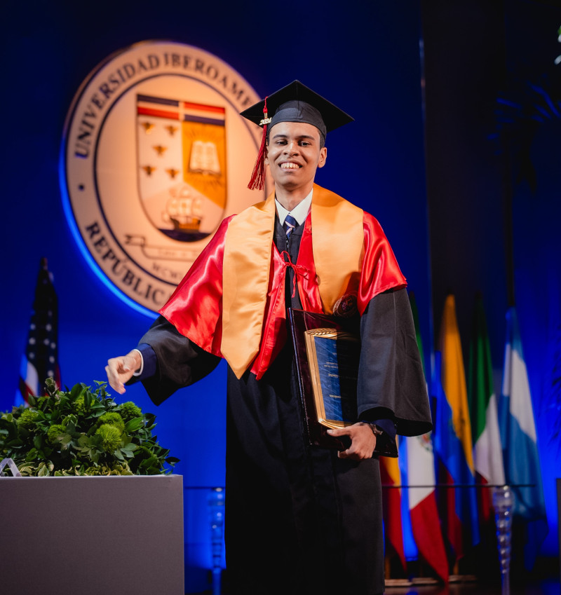 Antomyl Jesús Novo Snchez, Premio a la Excelencia Académica Jorge Abraham Hazoury Bahlés