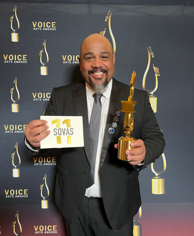 El locutor dominicano Martín Alcántara ganó un premio SOVAS, de la Society of Voice Arts and Sciences de Estados Unidos.