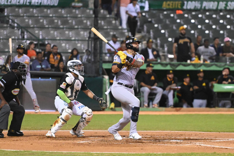 Anthony García conectó cuadrangular en la victoria de las Águilas sobre las Estrellas.