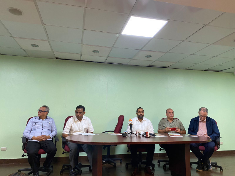 Miembros de Coalición Seguridad Social Digna