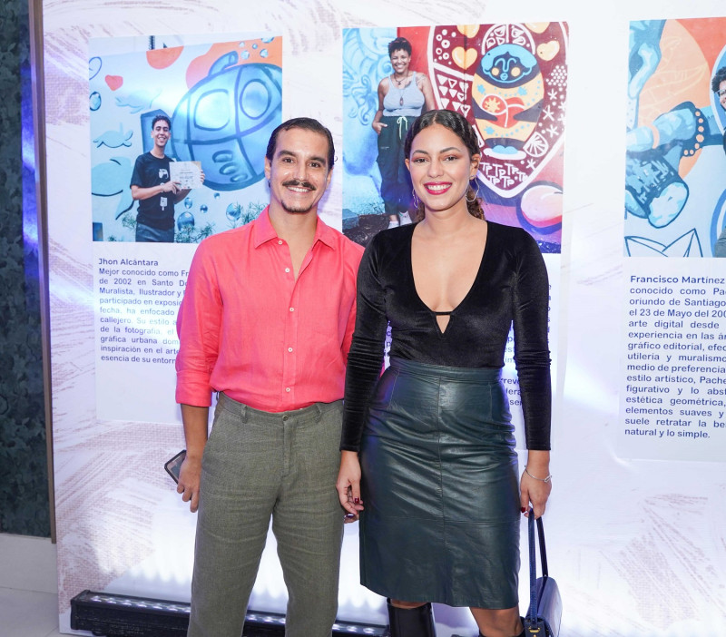 Luisito Nazario y Camila Santana.