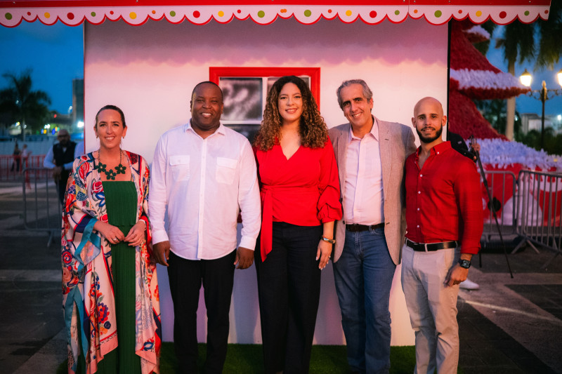 Paz Cereijo, Muhammad T. Abdullah, Ana Virginia García, Alejandro Herrera y César Martínez.