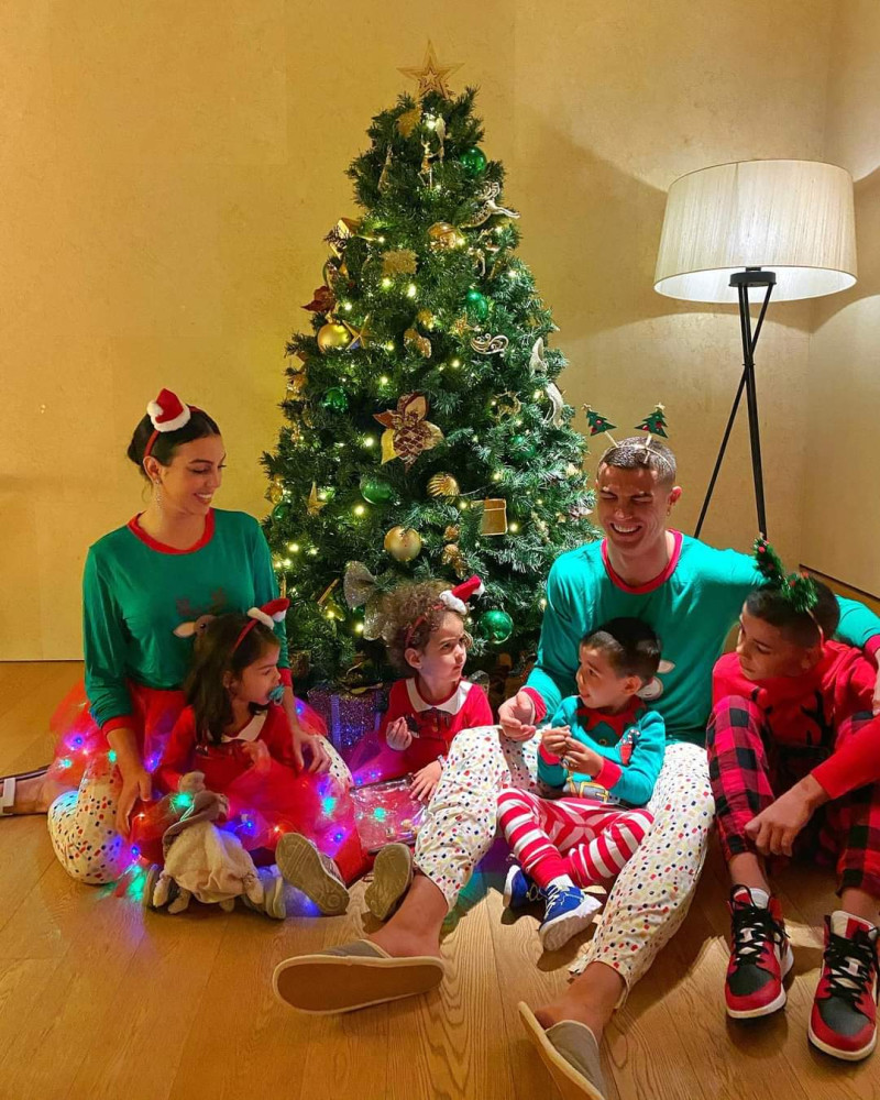 Cristiano Ronaldo junto a su familia