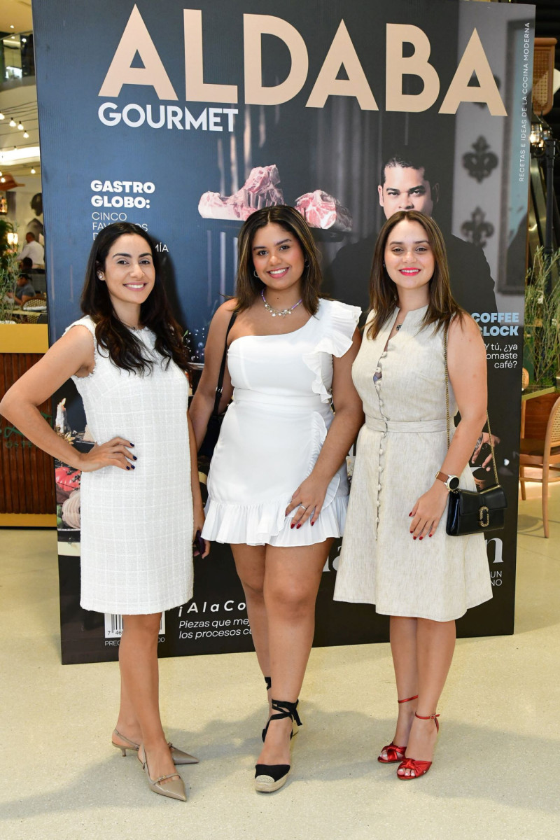 Laurie Veloz, Rosa Cedeño y Keila Cedeño