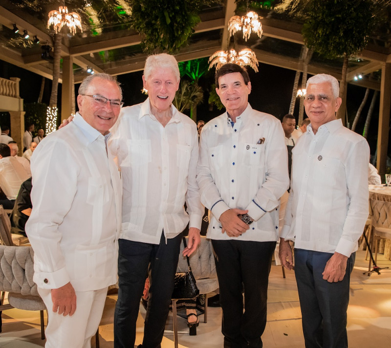 Frank Rainieri, Bill Clinton, Julio Brache y Ricardo de los Santos Polanco