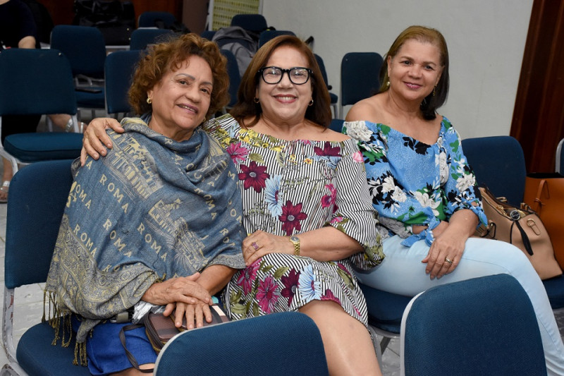 Maritza Lugo, Lucila Rosado y Patria Martínez.