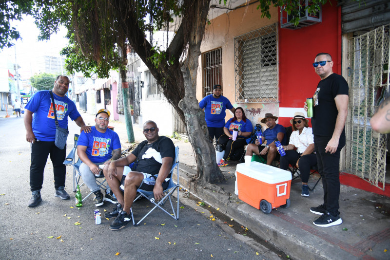 Personas disfrutan del Rally del Borracho