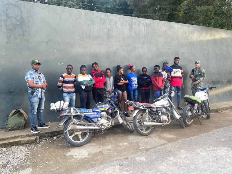 14 indocumentados de nacionalidad haitiana detenidos en Valverde