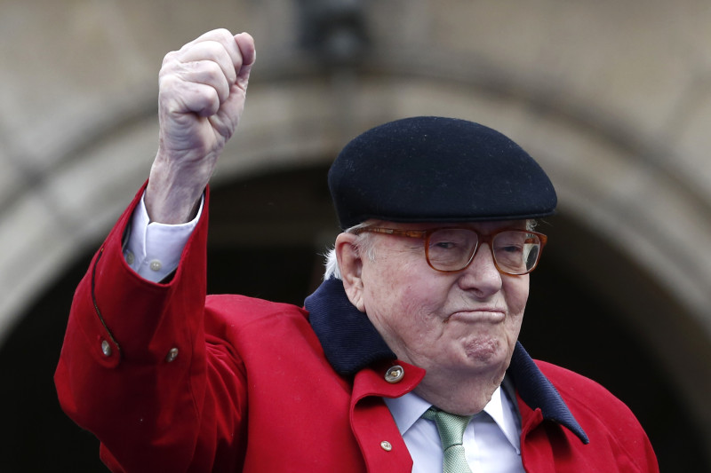 AEl ex líder del partido de extrema derecha Frente Nacional, Jean-Marie Le Pen