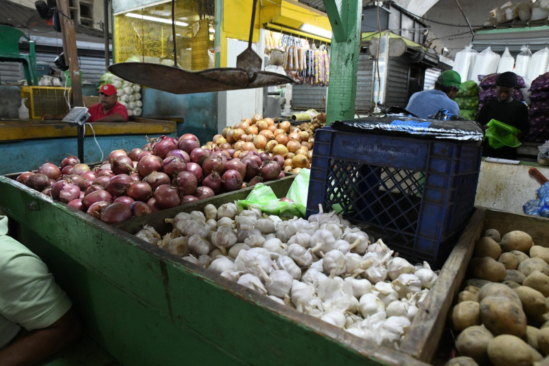 Exhibición de rubros en el Mercado Nuevo de la Duarte.