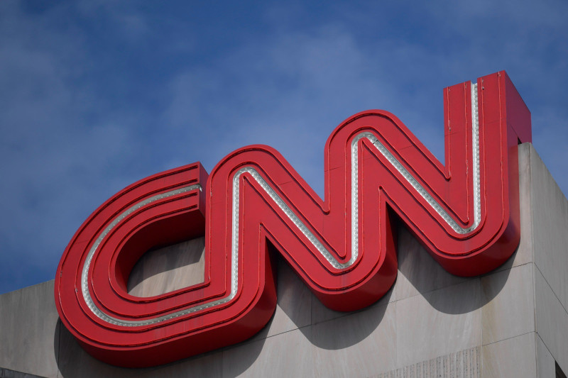 Logo de CNN en la sede en Atlanta el 21 de abril del 2022.