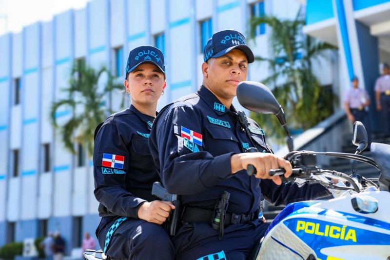 Mas mujeres ingresan a las filas de la Policía Nacional