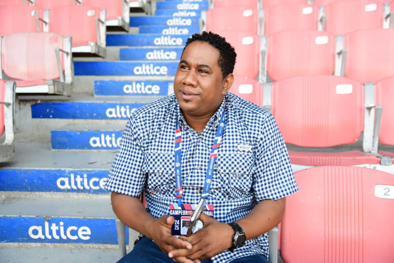 Reyni Serrano, administrador del estadio Quisqueya Juan Marichal.