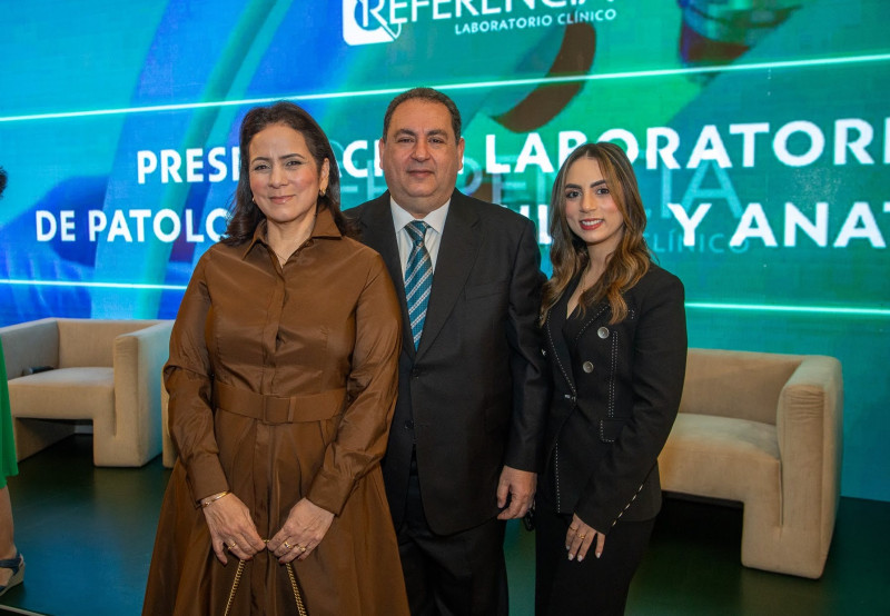Larissa Pérez de Lama, Mario Lama y María Lama.
