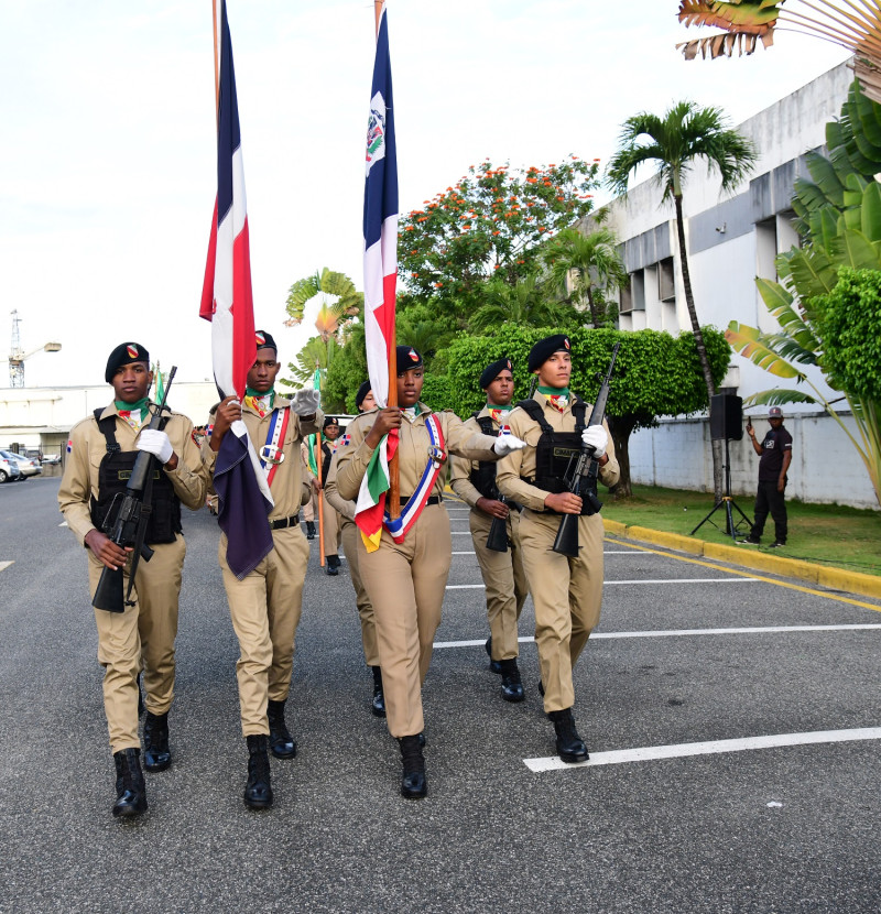 El acto resaltó la defensa de los valores nacionales.