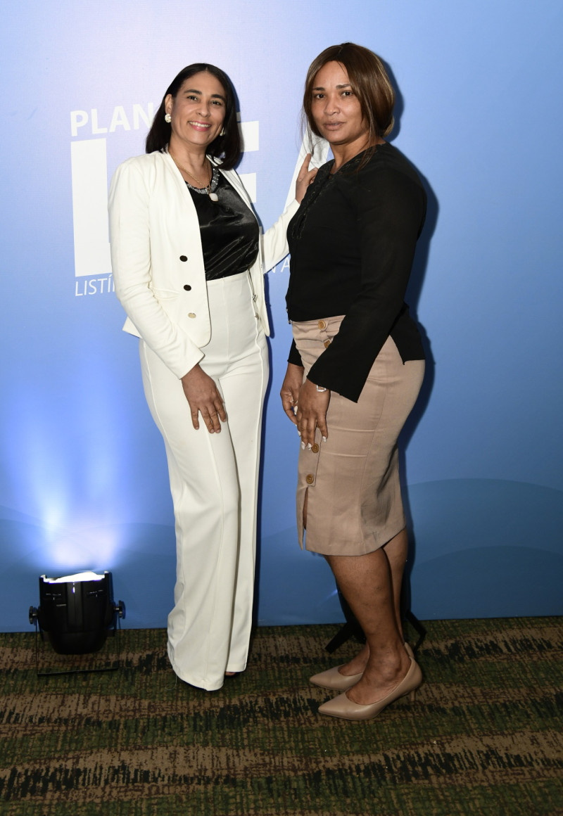 Rosa Núñez y Maritza Almonte.