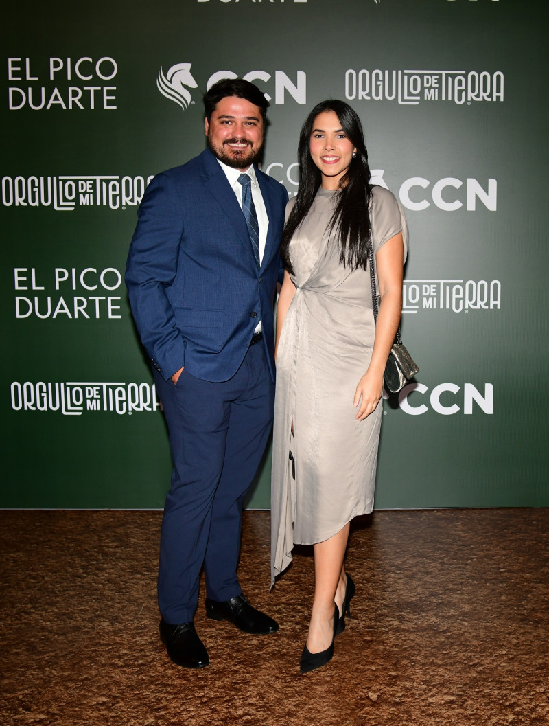 David Ferreira y Nathaly González.