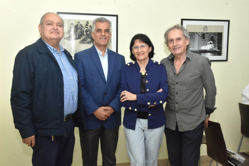 Frank Hernández, Ariel Rodríguez, Anetka Kochajewska y Gilber Kieffer.