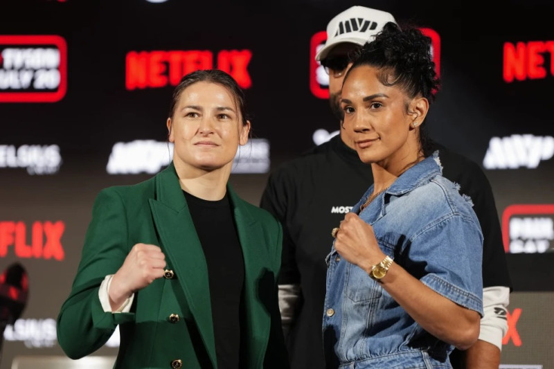 Foto del jueves 16 de mayo del 2024, la irlandesa Katie Taylor y la puertorriqueña Amanda Serrano en conferencia de prensa para promover la pelea de noviembre.
