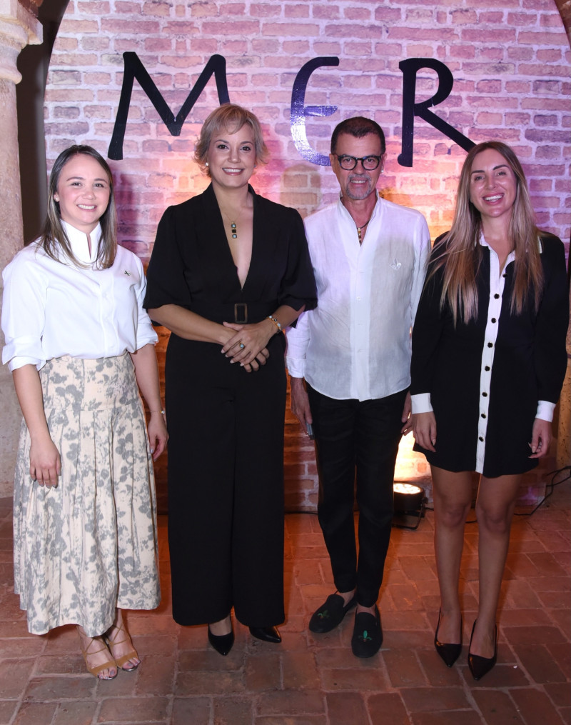 Estela Coiscou, Laura Tosato, Sócrates McKinney y Marta Amengual