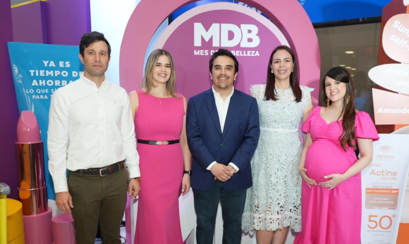 Pedro José Tejada, Pamela Zorrilla, Michael Weirthner, Marjorie Yermenos y Jennifer Terrero