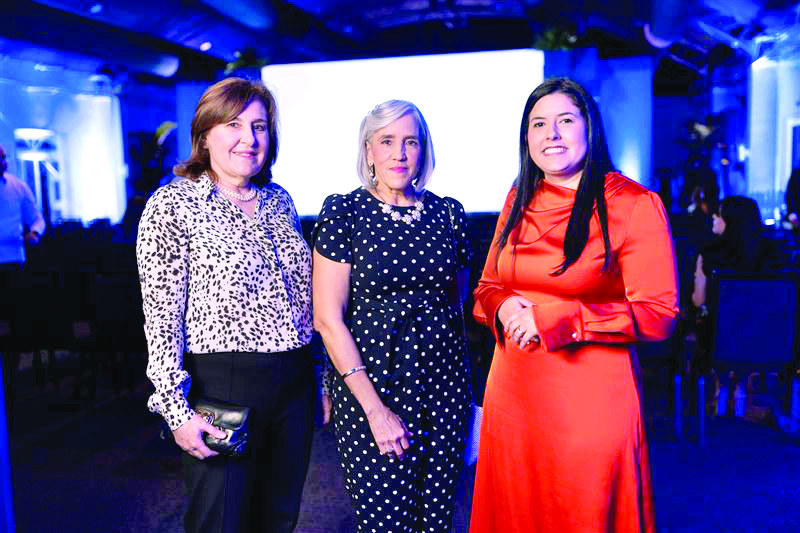 María Armenteros, Hilda Oviedo y Gabriela Hidalgo.