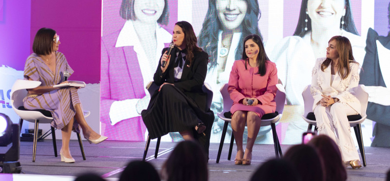 Lara Guerrero, Angie Martínez, Biviana Riveiro y Laura Peña Izquierdo.