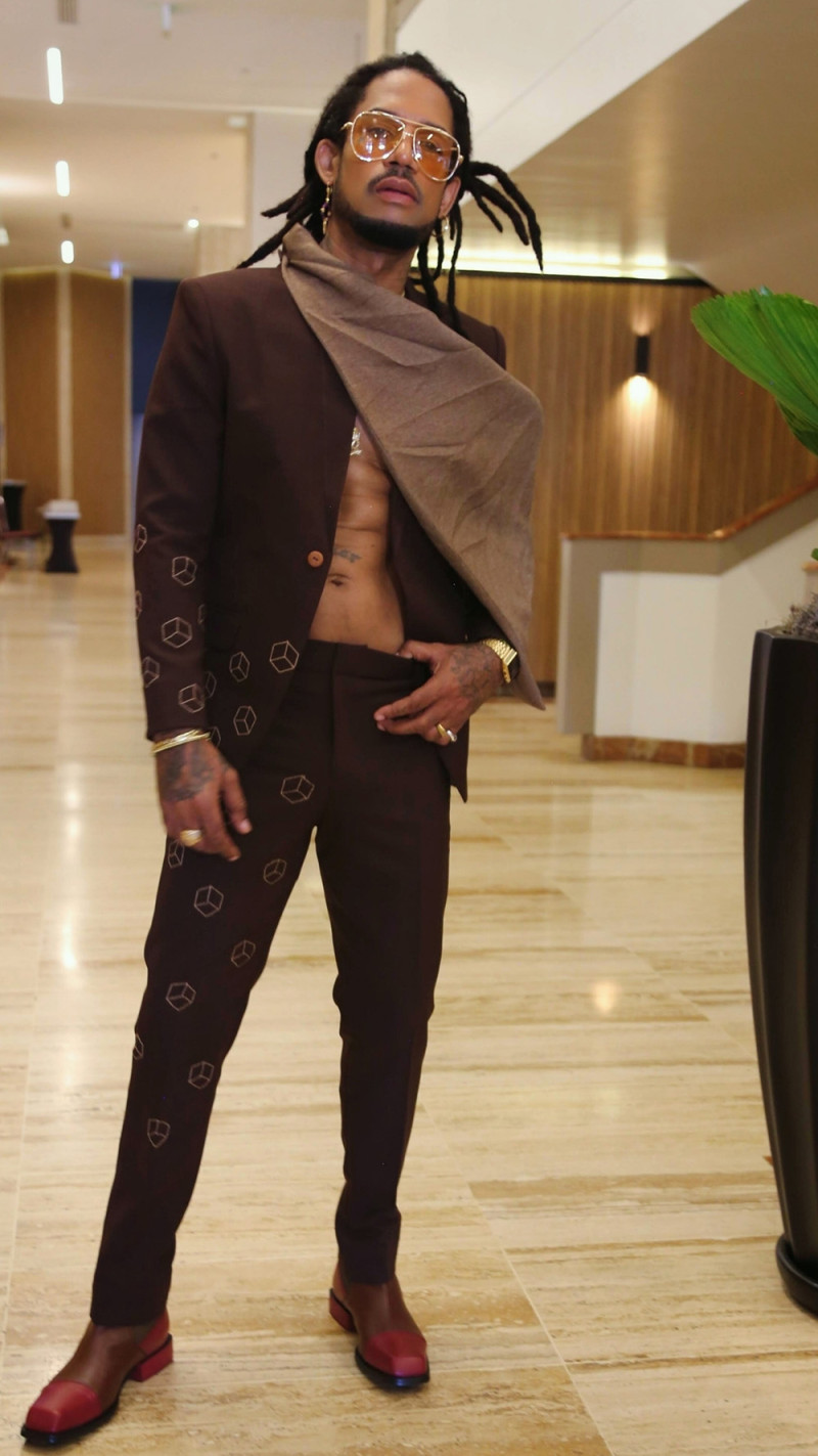 Vakero en Mich Roman