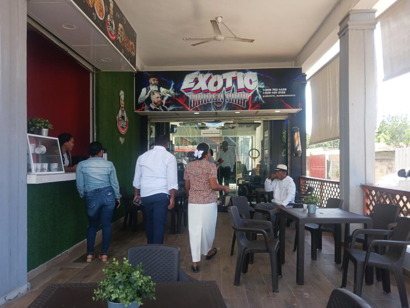 Centro de peluqueria Exotio, de Daury David Santana