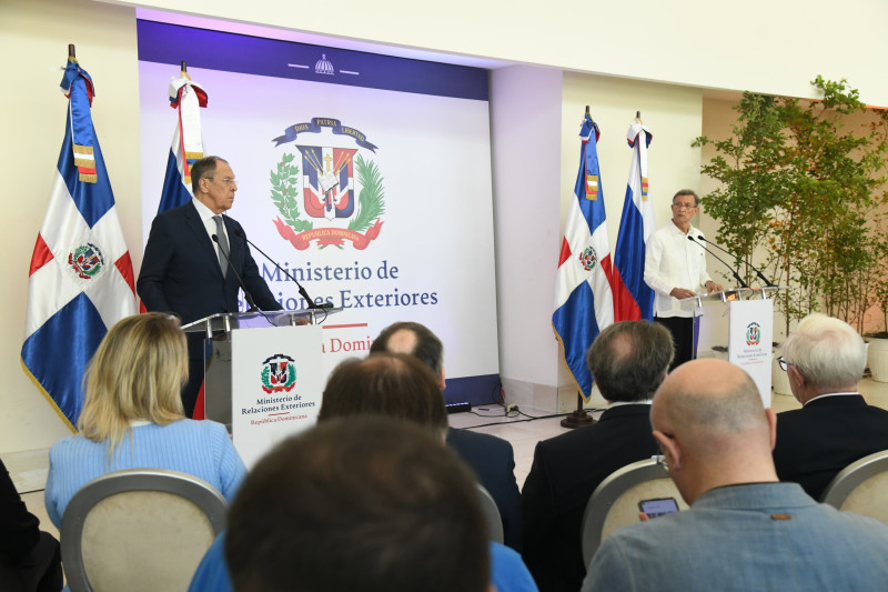 Los cancilleres Serguéi Lavrov y Roberto Álvarez tuvieron una rueda de prensa luego de su reunión en el Ministerio de Relaciones Exteriores.