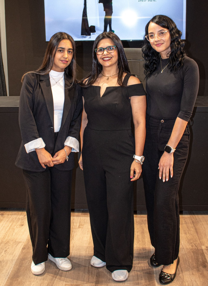Karina Cava, Aileen Mendoza y Rosaira Diaz