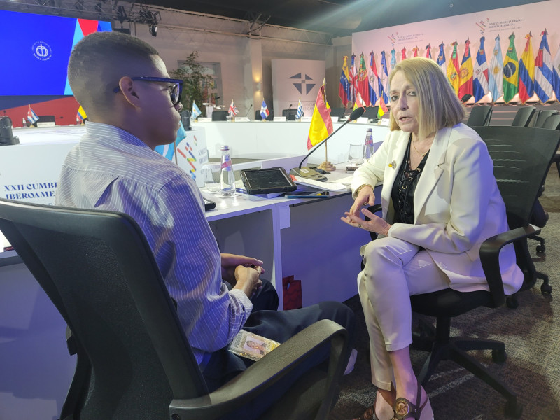 La magistra María Pilar Jiménez Bados, vocal del Consejo General del Poder Judicial de España, en entrevista con Listín Diario durante la Cumbre Judicial Iberoamericana.