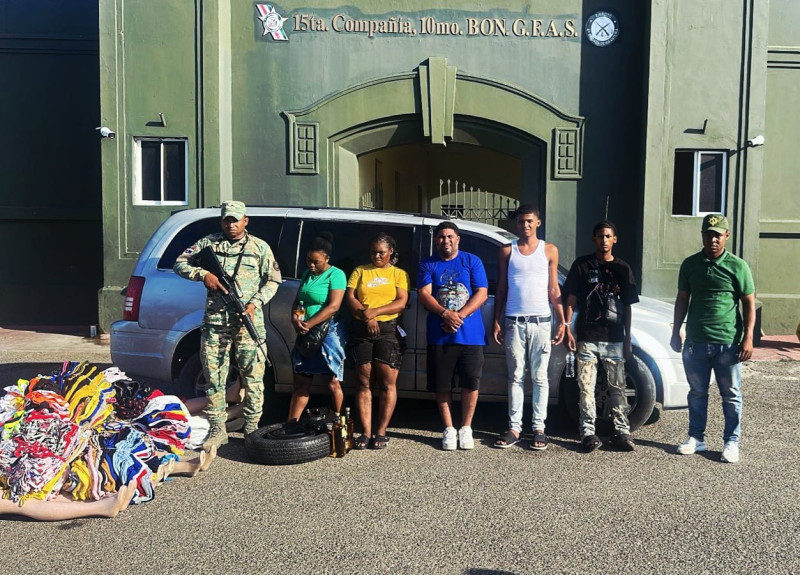 Detenidos fueron entregados a la Policía de Montecristi y serán puestos a disposición de la justicia para los fines correspondientes.